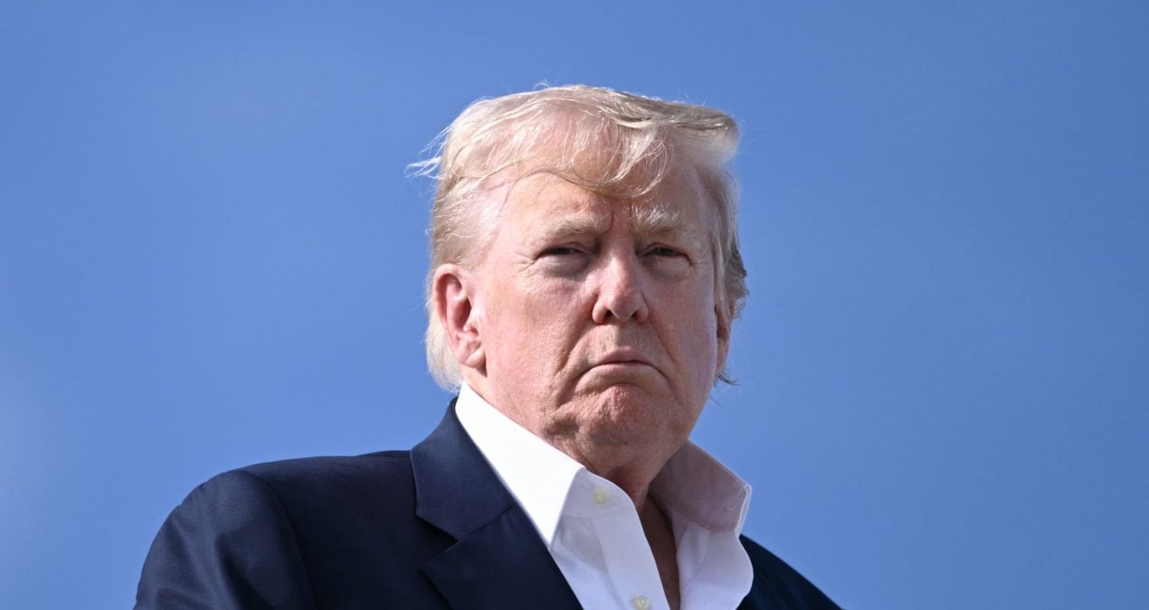 bu iki resmideki fark ne trump gazzede sectigi tarafi masada gosterdi yeOa7qyl