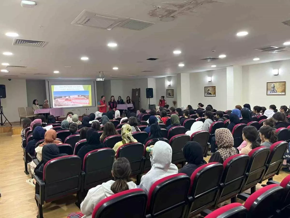 duzcede ogrencilere yurt uyum programi reXCttD1