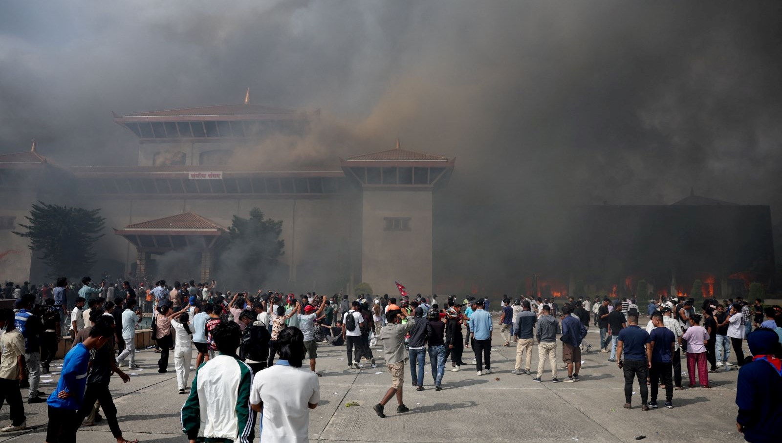 nepalin gecici basbakanindan aciklama hizmet icin geldim 6 ay sonra gidecegim GVuquL3j