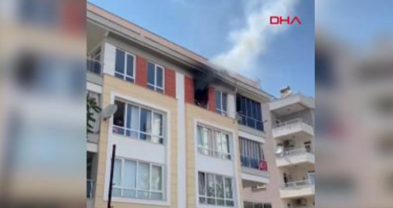 yangina mudahalede demir kapi engeli qtmbV4XL