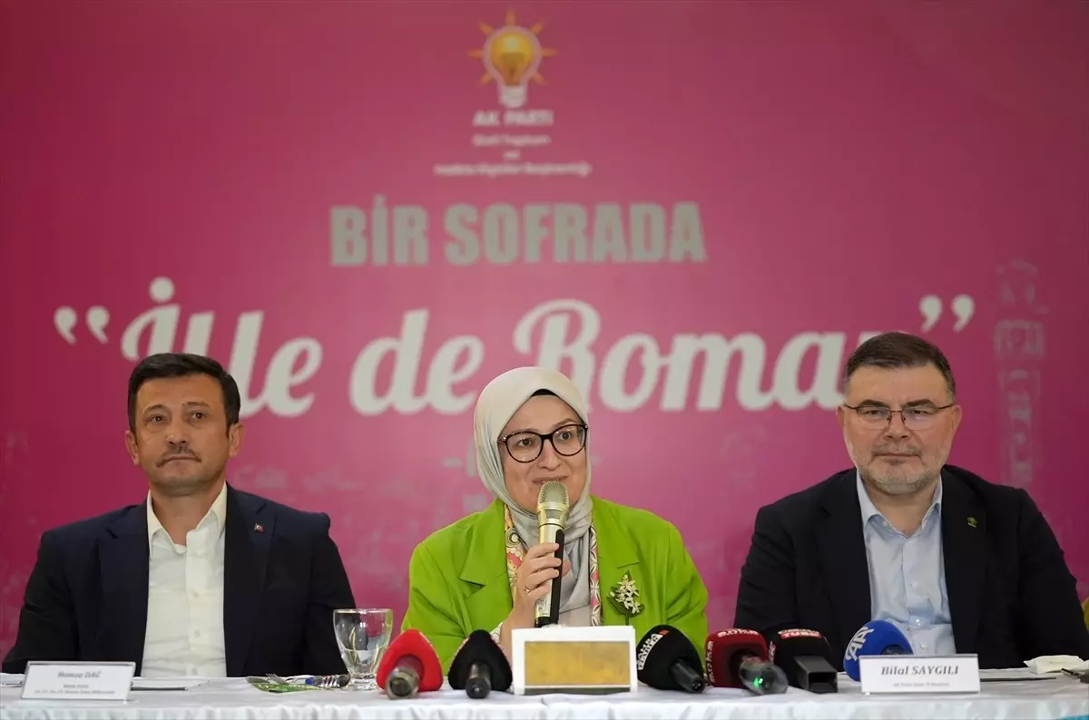 ak parti genel baskan yardimcisi belgin uygur izmirde konustu aciklamasi GeTSIcO3.jpg