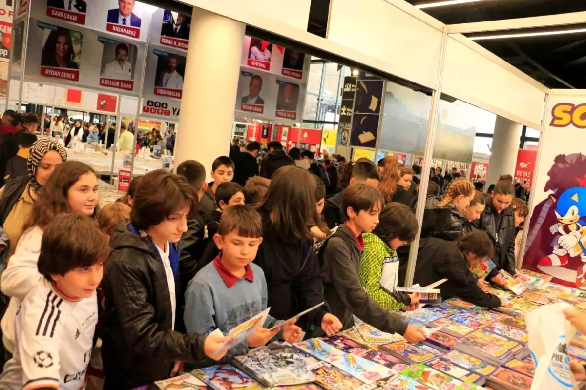 kocaeli kitap fuarinda cizgi roman heyecani 5jB9vZju