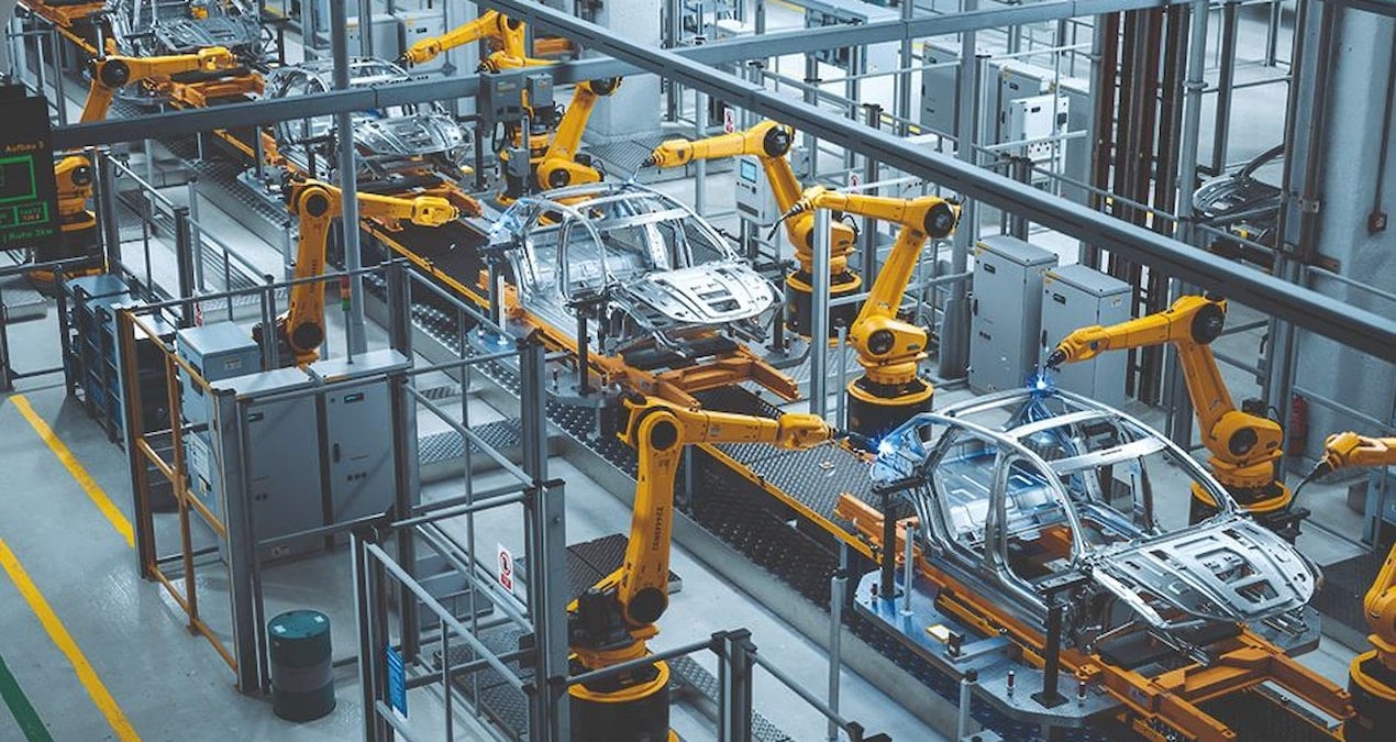 otomotiv devi fabrikalarinda frene basti binlerce kisi isten cikarilacak EURTbGyC.jpg