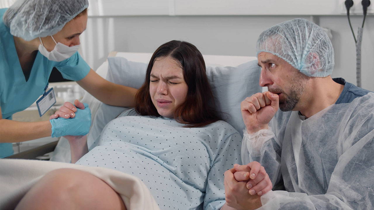 Sırtüstü Doğum: Kadınların Doğum Pozisyonunu Değiştiren Tarihi Süreçler